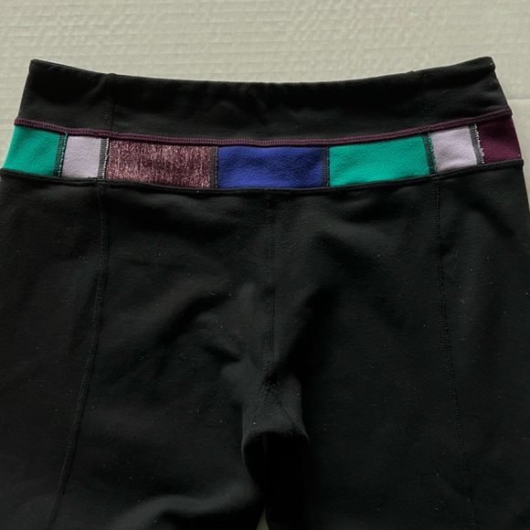 Reversible Lululemon Groove Pant - Picture 4 of 13